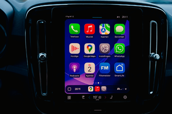 CarPlay, dokuz denizcilik özelliğiyle yeni ponton teknelere geliyor