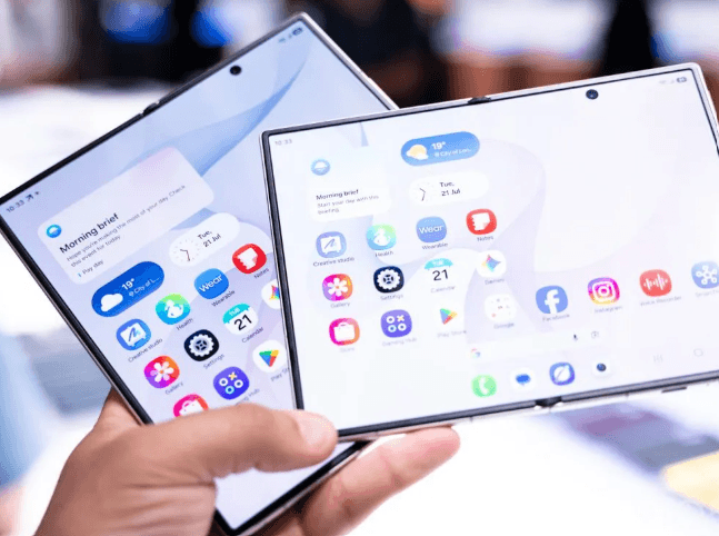 Samsung'un katlanabilir başarısı, Apple'ın iPhone Ultra zamanlamasının doğru olabileceğine işaret ediyor