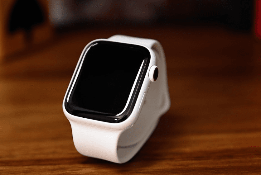 Apple Watch Series 12 için iki farklı seramik kasa seçeneği gündemde