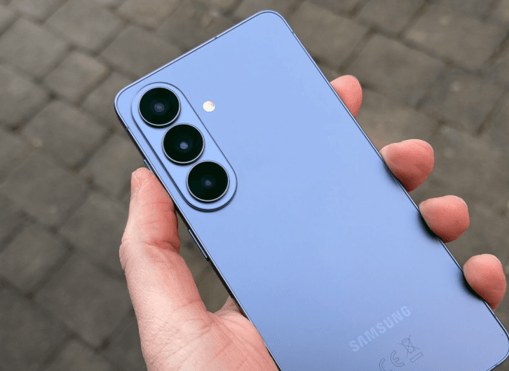 Galaxy S27 tasarımı sızdı: Asıl yenilik kamera ve bataryada olabilir