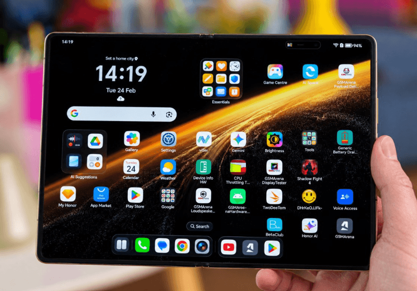 Honor’un geniş ekranlı katlanabilir telefonu Ocak’a kaymış olabilir