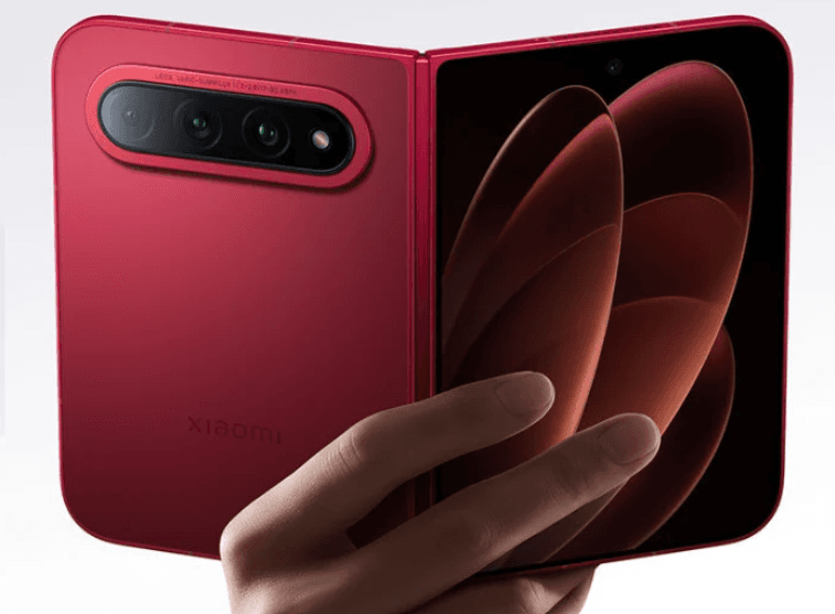 Xiaomi 18 Fold’u almak için beş neden, beklemek için iki neden