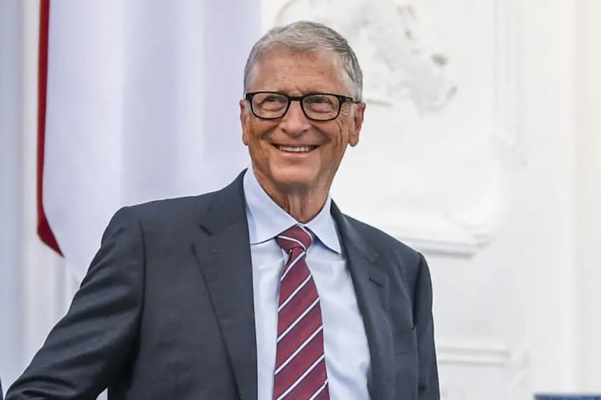 Bill Gates'in yapay böcek teknolojisi tartışma yarattı