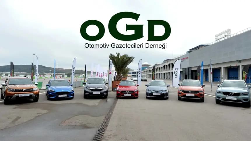 Türkiye'de Yılın Otomobili BYD SEAL U Ödülünü Kazandı