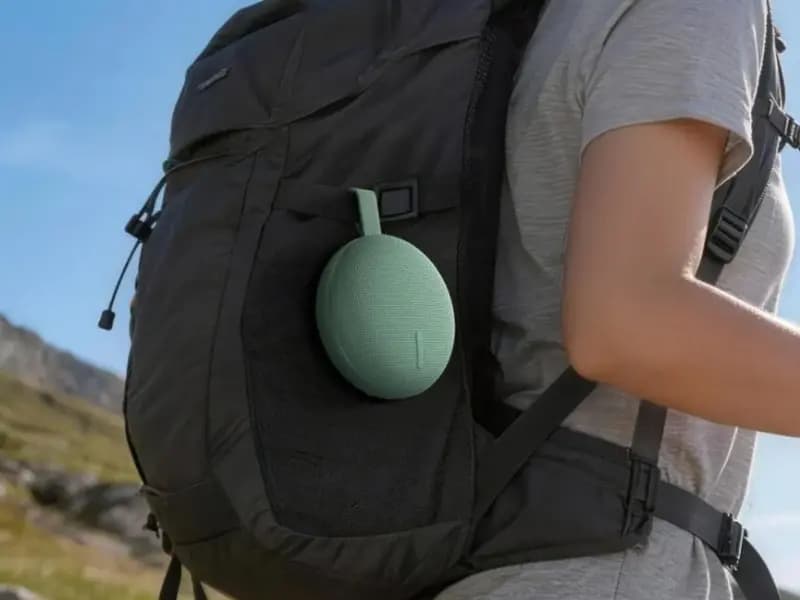 Xiaomi Essential hoparlör Bluetooth 6 ve IP66 ile sahnede