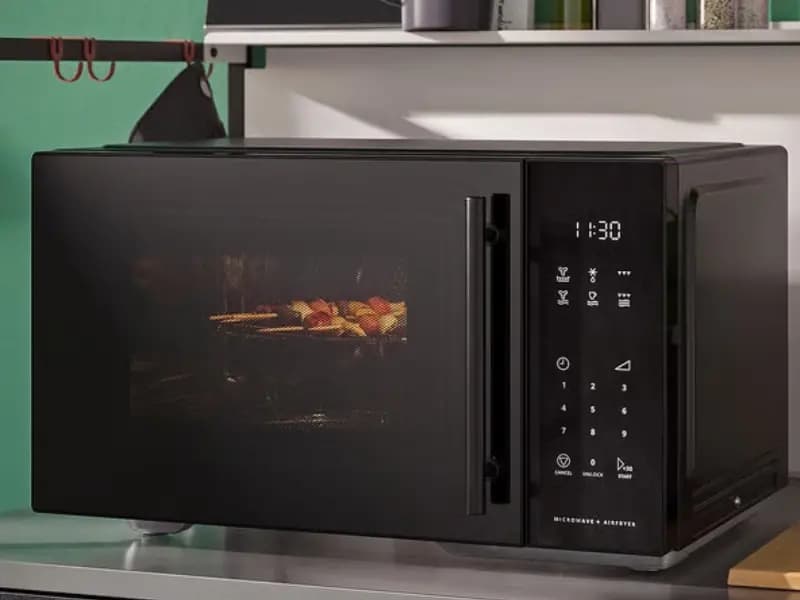 Tezgahta tek cihaz devri: IKEA fritözlü mikrodalga satışta