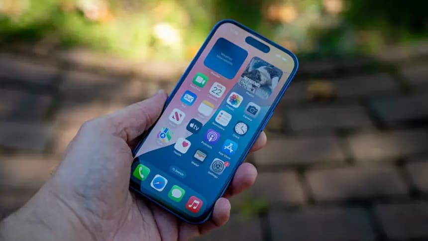 Apple eski cihazlar için iOS 18.7.2 güncellemesini yayınladı