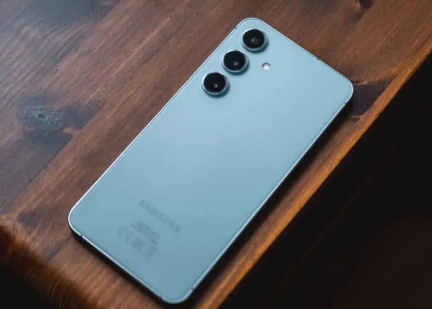 Galaxy S26 kamera yükseltmesi ve artan fiyatıyla gündeme oturdu