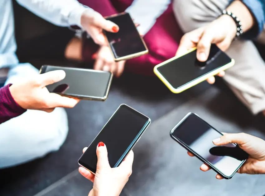 2025 yılının en çok konuşulan 20 telefonu belli oldu
