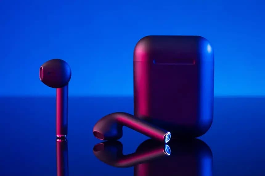 AirPods'lar Artık Tercümanınız: Canlı Çeviri Özelliği Geliyor