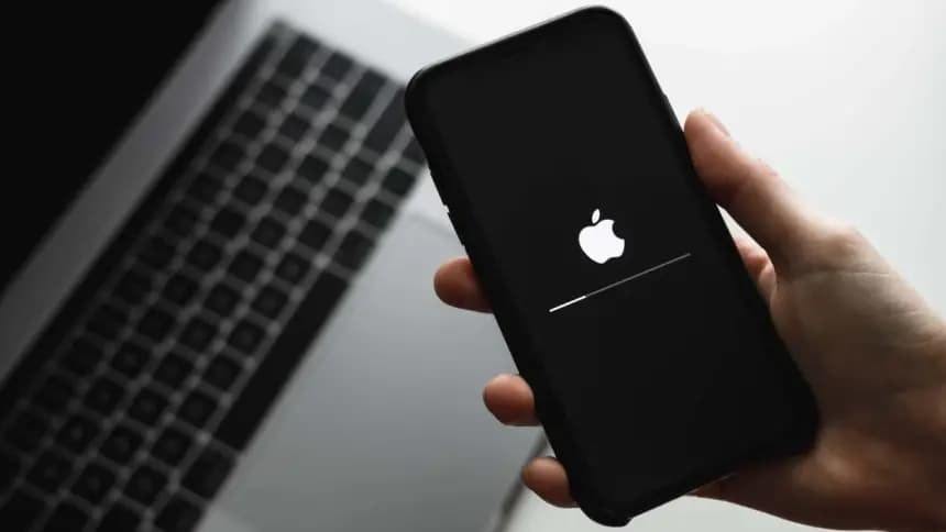 Apple, iPhone'lar İçin Güncelleme Desteği Süresini Açıkladı