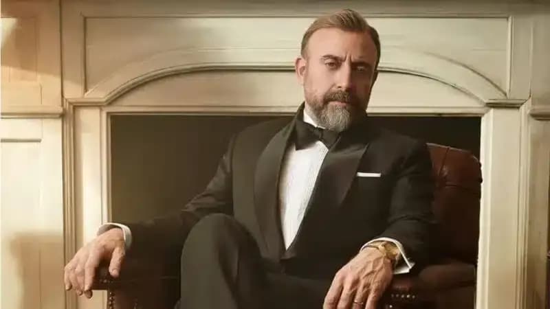 Kral Kaybederse’de Kenan Yine Şaşırttı