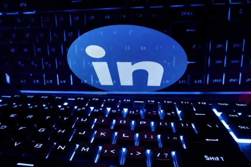 LinkedIn'in Gizlilik Krizi: Özel Mesajlar AI İçin Kullanıldı mı?