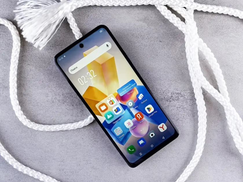 Android Telefon Donuyor 2025