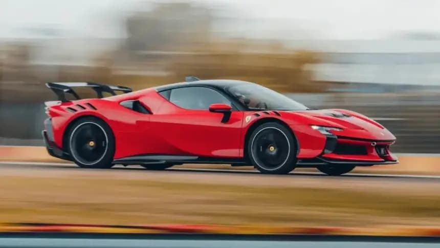 Ferrari Siparişleri 2027'ye Kadar Kapandı