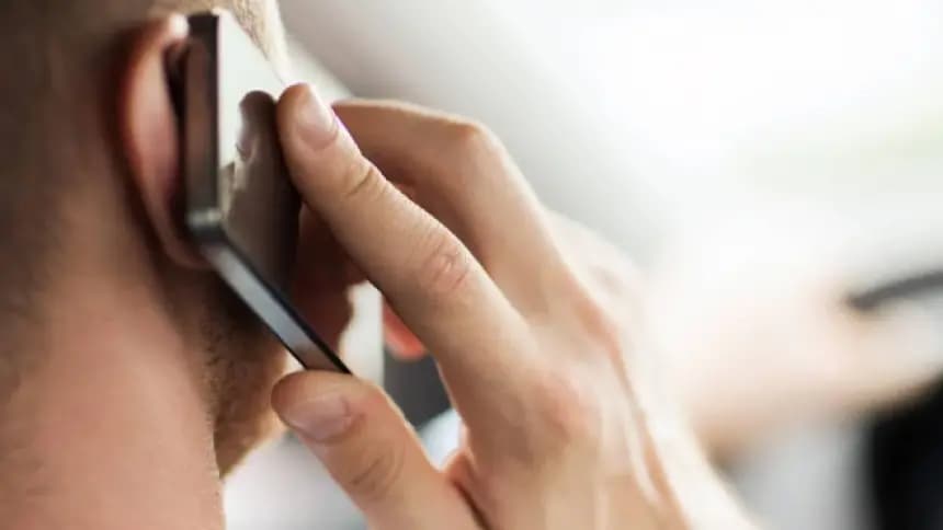 Telefonla Konuşurken Yankı Yapması: Neden Olur, Nasıl Giderilir?
