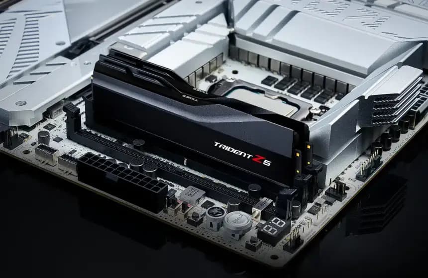 G.Skill Trident Z5, ROG Maximus Z890 Apex Anakart Üzerinde 12.772 MT/s Bellek Hızına Ulaştı