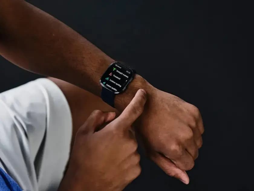 Amazfit Bip 6: AMOLED Ekran, Bluetooth Arama ve 14 Gün Pil Ömrüyle Yeni Nesil Akıllı Saat