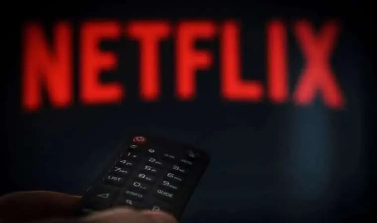 Netflix, You Dizisiyle Başlayan Yeni Altyazı Özelliğini Tanıttı