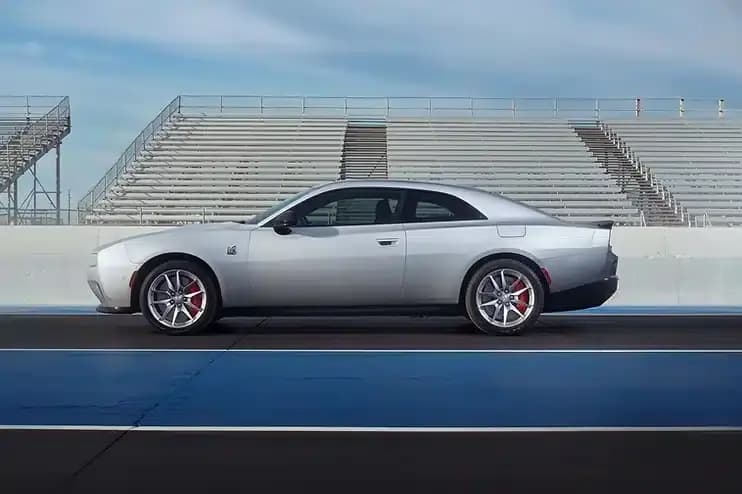 Dodge'un Sürpriz Satışları: Yıllar Önce Durmuş Üretimler Geri Döndü