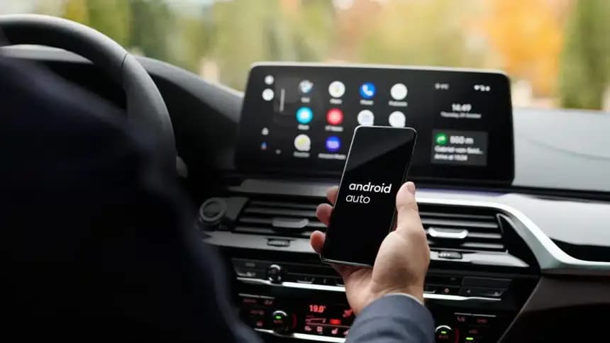 Android Auto’ya Yeni Dokunuş: Harita Merkeze Taşınıyor, Peki Gerçekten Gerekli miydi?