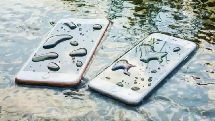 Telefonum Suya Düştü Ne Yapmalıyım? Su Hasarını Önlemek İçin Acil Durum Adımları