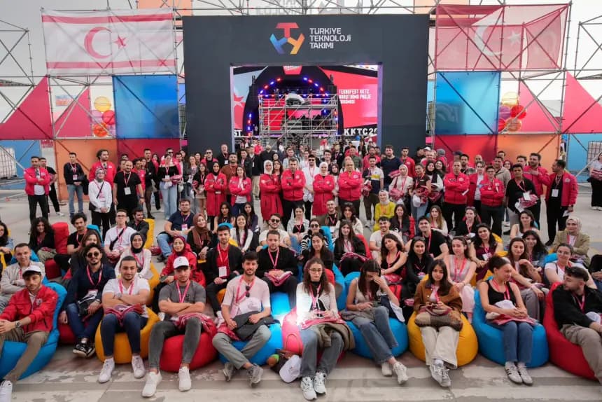 TEKNOFEST Coşkusu KKTC'de Başladı: Gösteriler ve Teknoloji Yarışmaları Dikkat Çekti