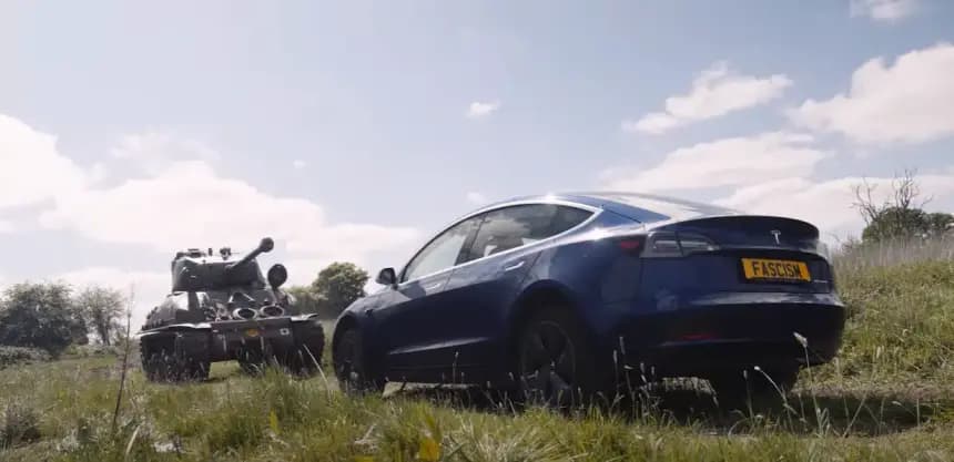 II. Dünya Savaşı Gazisi, Elon Musk’a Tepki İçin Tesla’yı Ezdi