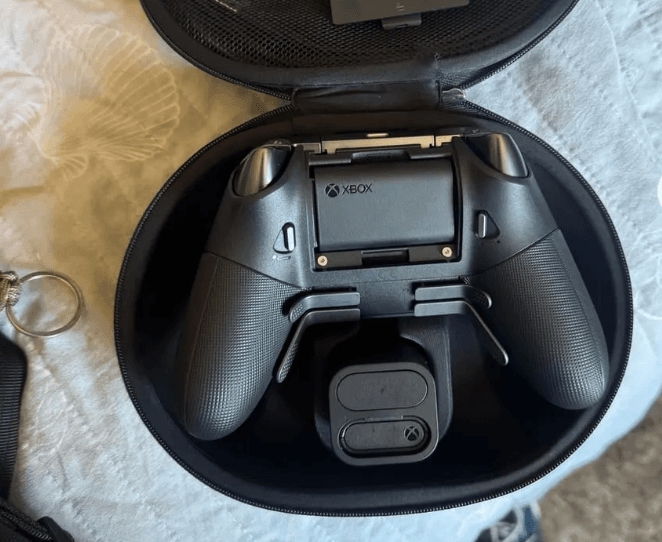 Xbox Elite Series 3 prototipi olduğu düşünülen kumanda Reddit’te ortaya çıktı