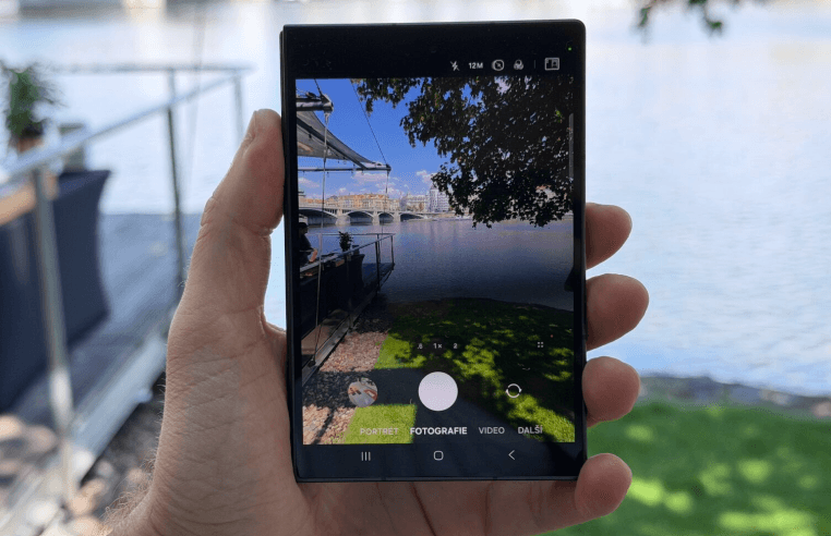 Galaxy Z Fold8'e talep Samsung'u hazırlıksız yakaladı: Fold9 için ayrılan parçalar bile kullanılıyor