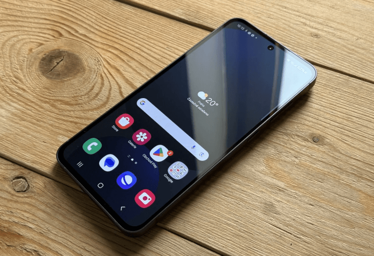 Samsung Galaxy S24 FE 2026’da alınır mı? Doğru fiyatta hâlâ güçlü bir seçenek