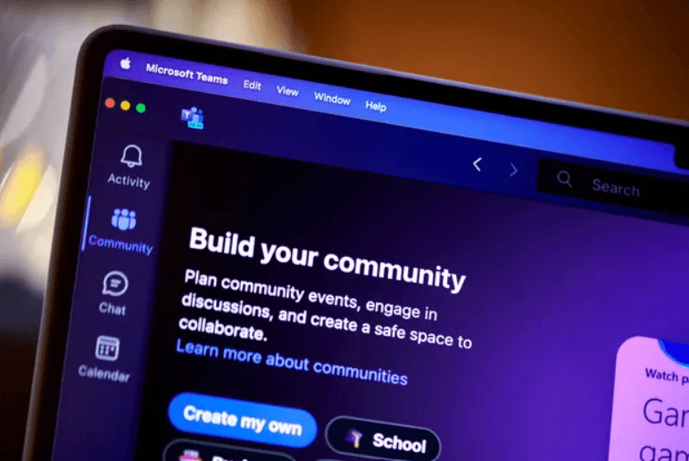 Microsoft Teams yakında aynı toplantıda iki kişinin aynı anda ekran paylaşmasına izin verecek