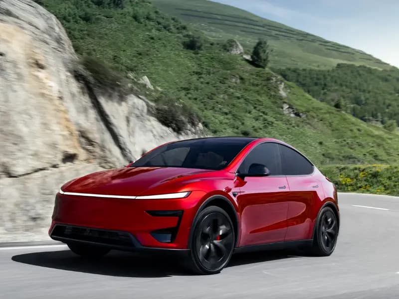 Tesla Model Y SR RWD Türkiye’de zamlandı
