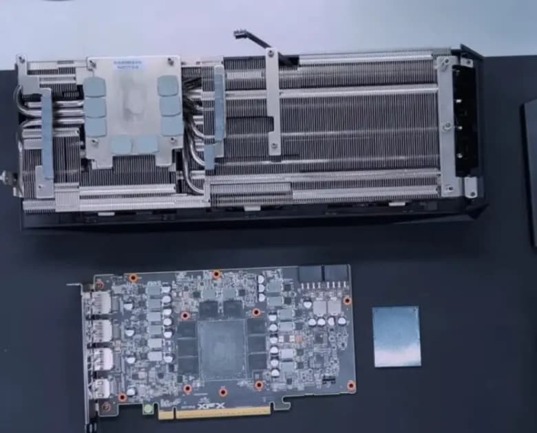 XFX RX 9070 XT, ağır soğutucu nedeniyle arızalandı: Brezilyalı teknisyen kartı elle yeniden lehimleyerek kurtardı