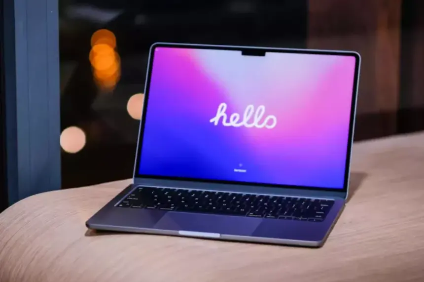 macOS 27, dokunmatik ekranlı MacBook iddialarını güçlendirdi