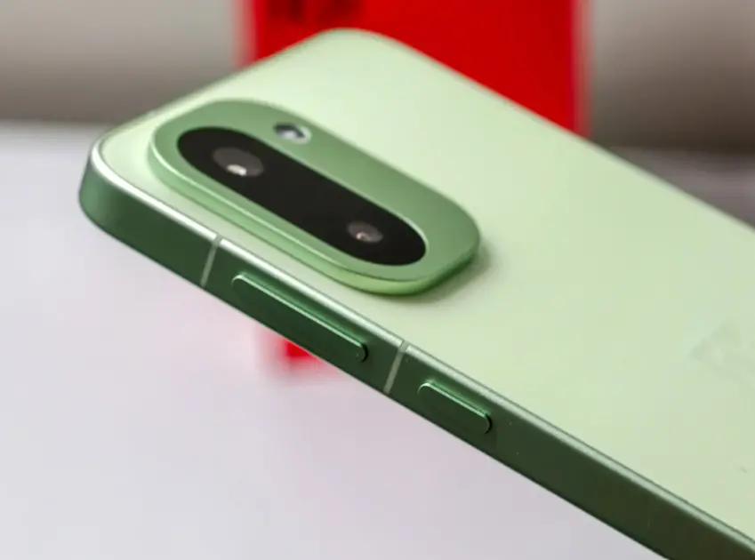 OnePlus'tan batarya devrimi gelebilir: 10.000 mAh kapasiteli telefon test ediliyor