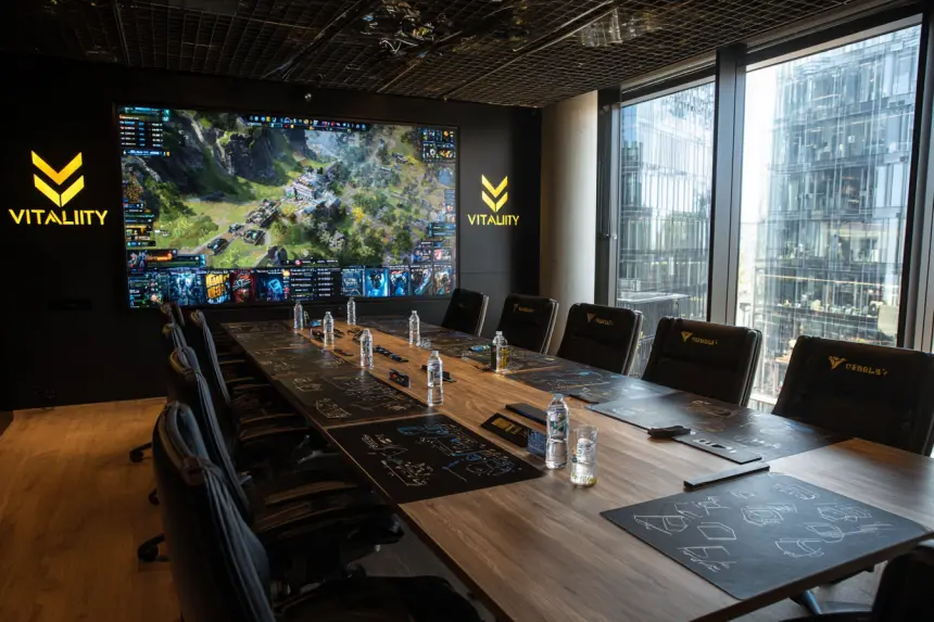 pala_E_spor_organizasyon_toplant_odasnda_Team_Vitality_logosu_6a4407f8-6622-4ecf-97c6-9f404691cbaf_0