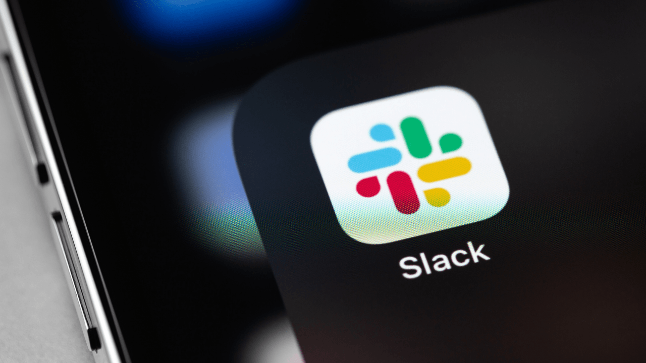 Slack Kullanıcı Verilerini AI Eğitimi için Topluyor