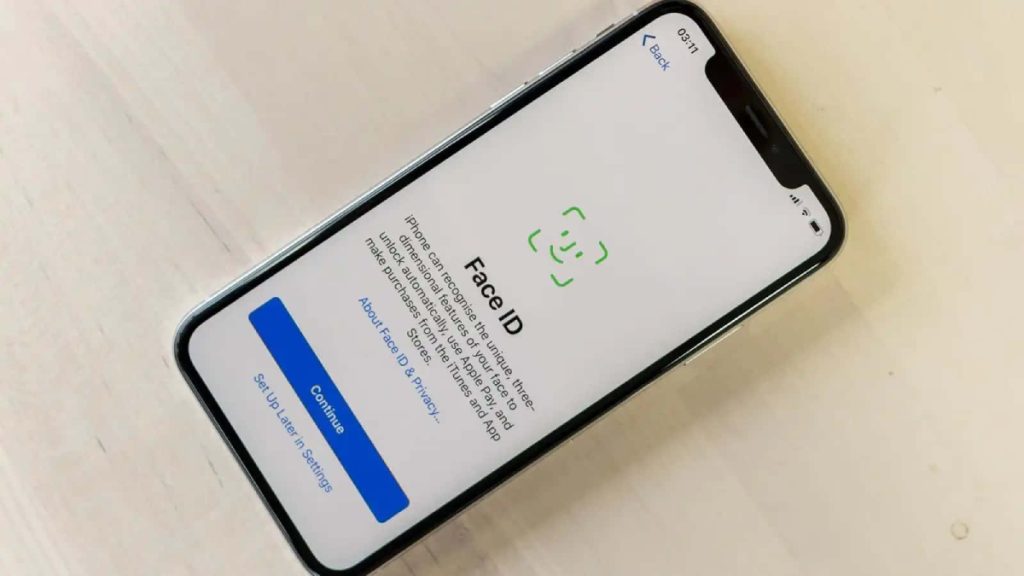 iPhone Ekran Altı Face ID 2026 Yılına Ertelendi