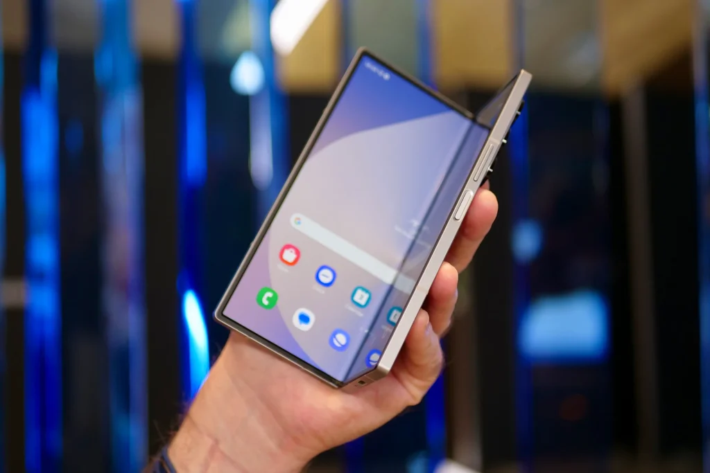 Samsung Galaxy Z Flip 6 ve Galaxy Z Fold 6 Tanıtıldı