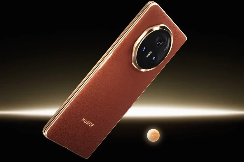 Yeni Amiral Gemisi Katlanabilir Telefon HONOR Magic V3 Tanıtıldı