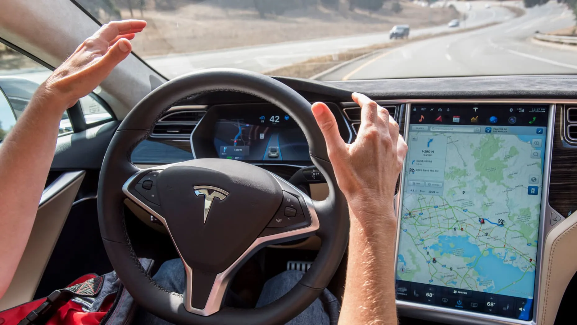 Tesla Full Self-Driving 2025'te Avrupa ve Çin Yollarında