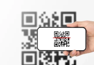 QR Okuyucu: Dijital Dünyanın Kapısını Açan Anahtar