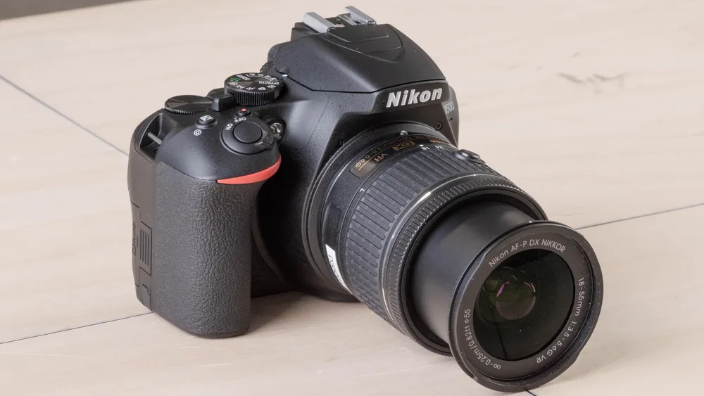 Nikon-D3500-1