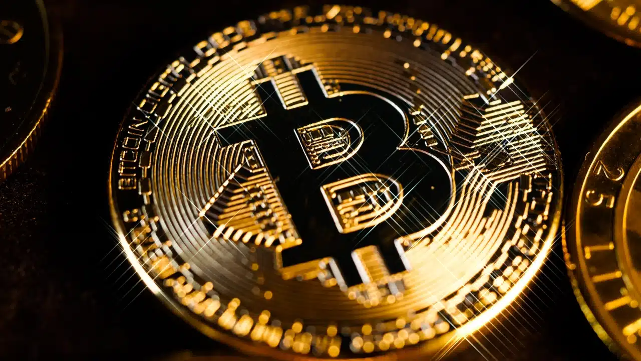 Bitcoin dalgalanıyor! Kripto paralarda son durum ne?