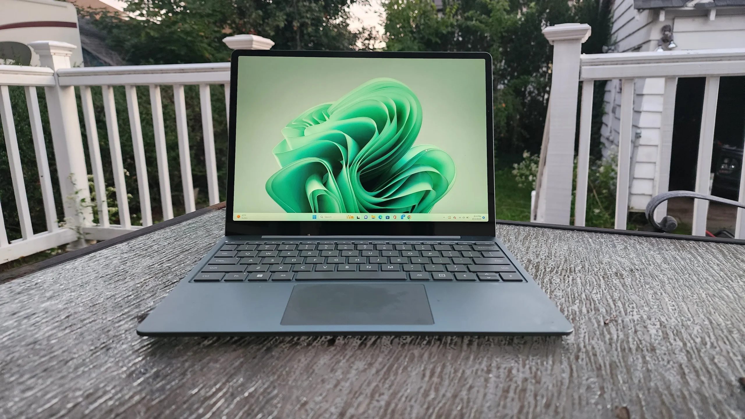 Microsoft Surface Laptop Go kullanım rehberi