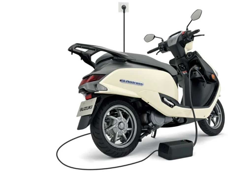 Suzuki-E-Address-Elektrikli-Scooter-Resmi