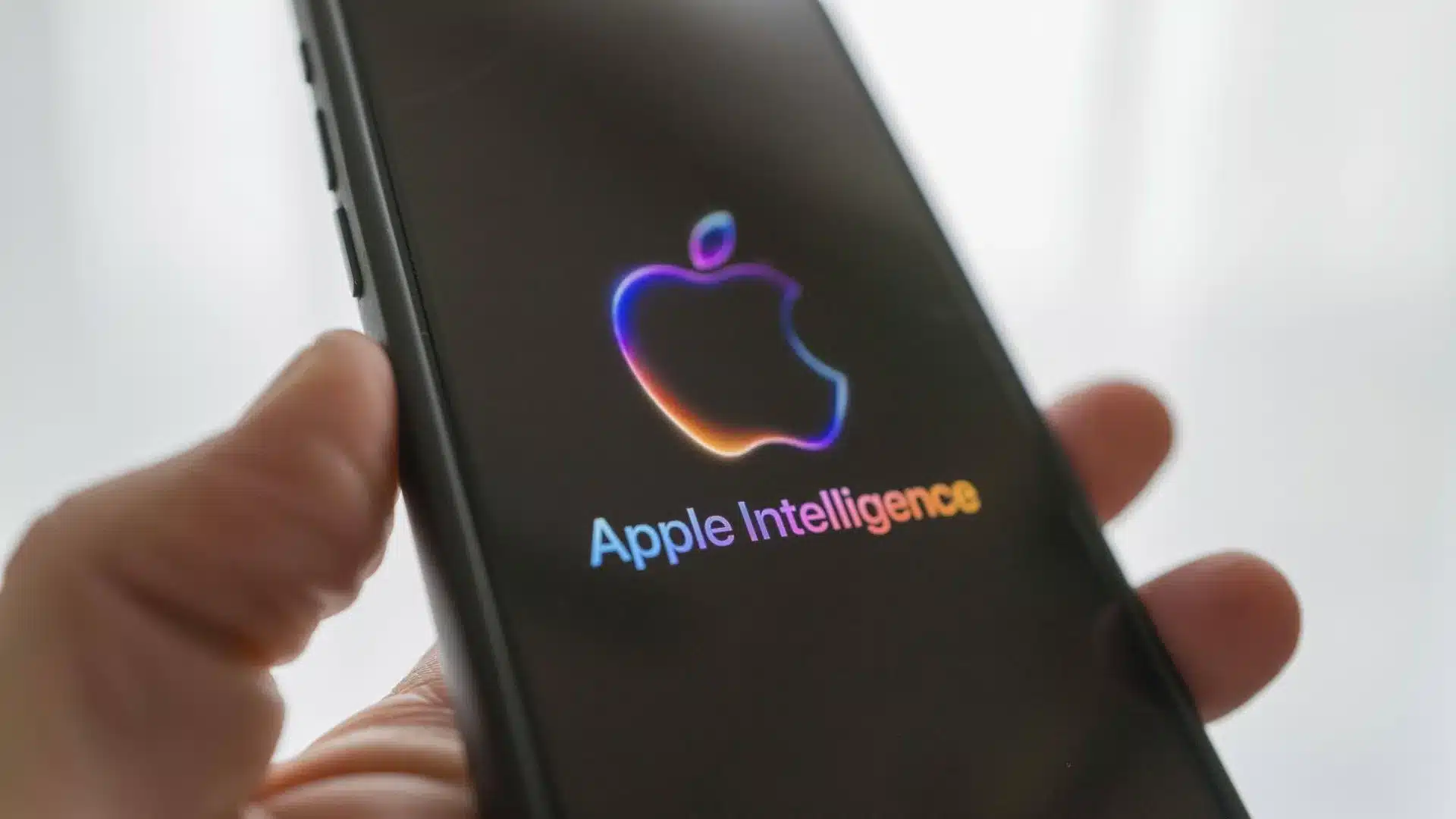 iOS-18.4-1